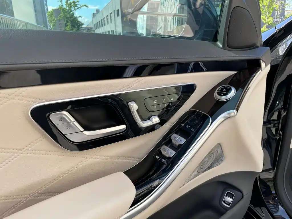 Mercedes-Benz Maybach S-Class 2021 — фото 11