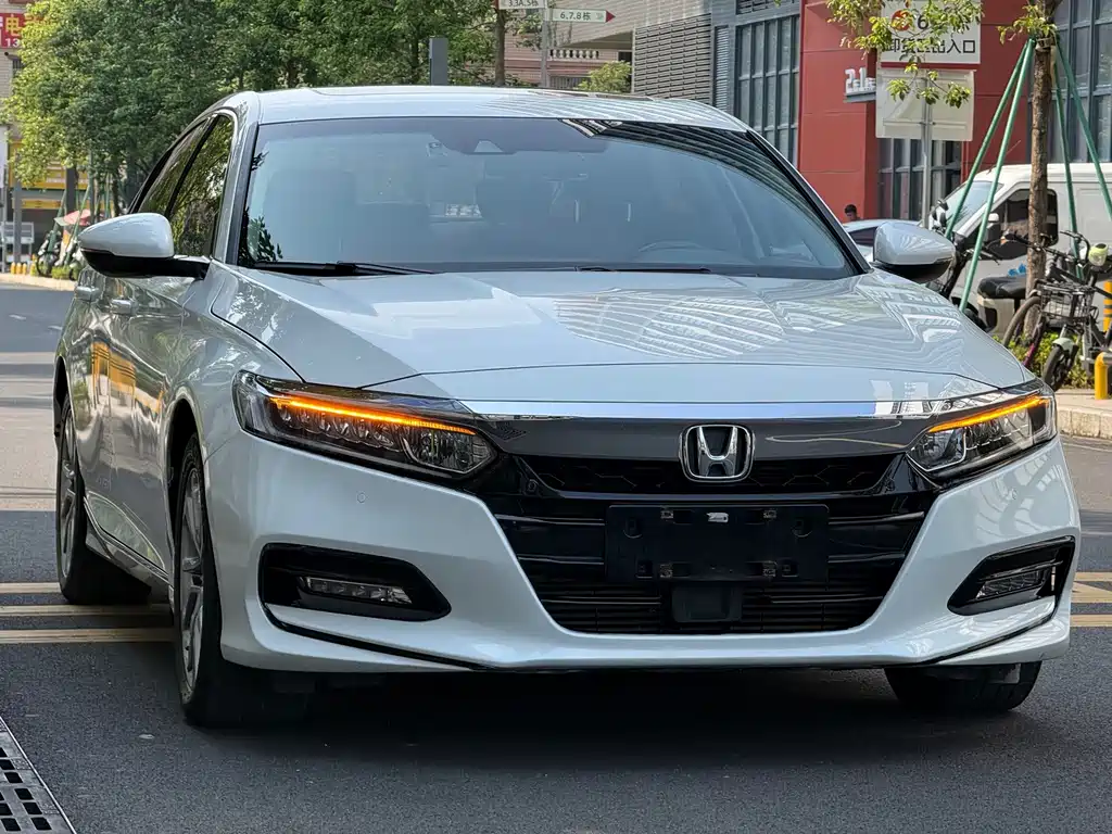 Honda Accord 2021 — фото 3