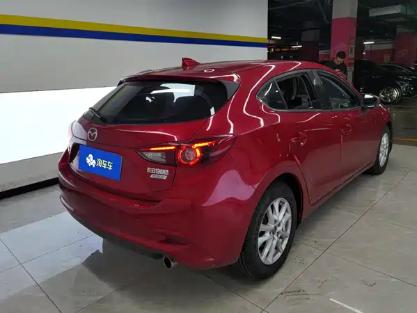 Mazda 3 Axela 2018