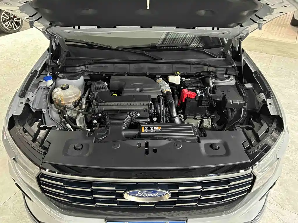 Ford Edge 2023 — фото 23