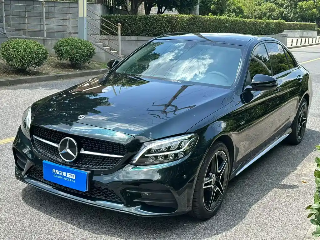 Mercedes-Benz C-Class 2021