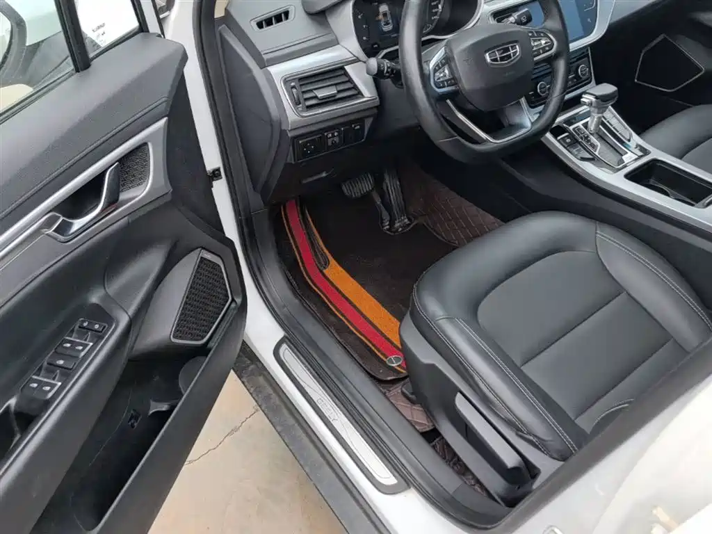 Geely Emgrand GS 2019 — фото 16