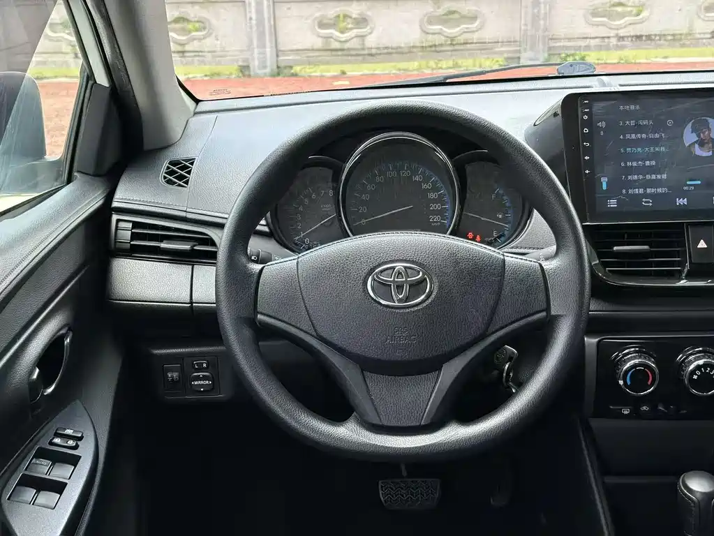 Toyota Vios 2018 — фото 10