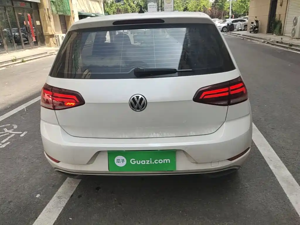 Volkswagen Golf 2020