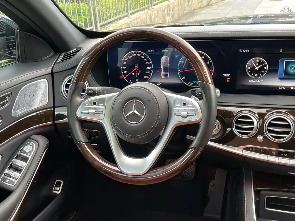 Mercedes-Benz Maybach S-Class 2021 — фото 19