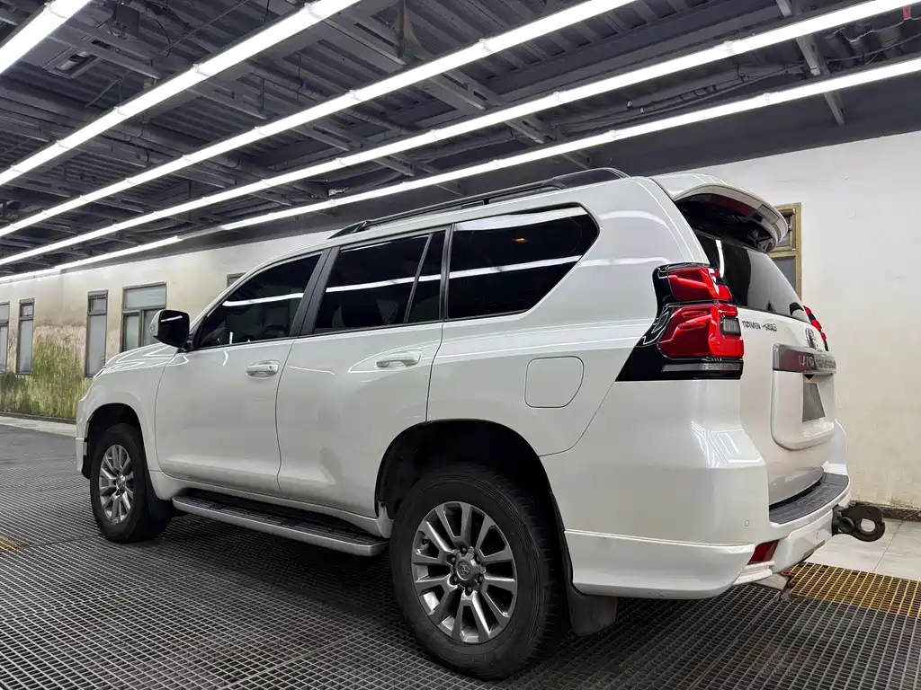 Toyota Prado 2019 — фото 4