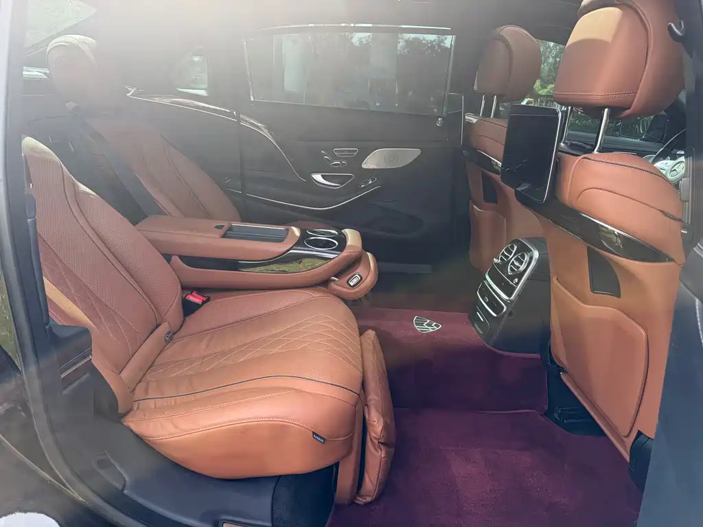 Mercedes-Benz Maybach S-Class 2020 — фото 11