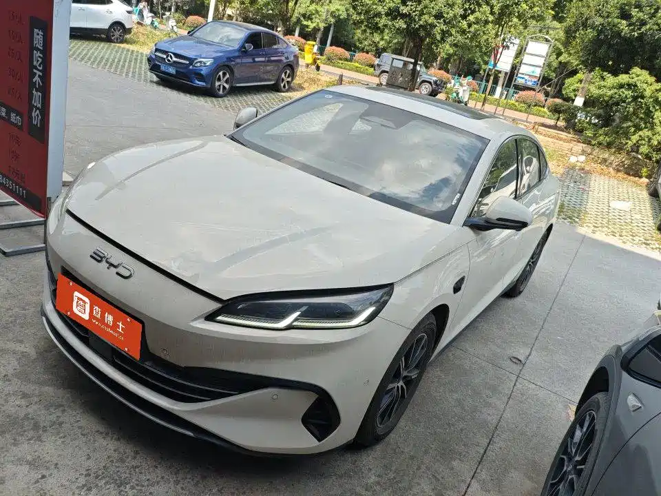 BYD Seal 06 2025