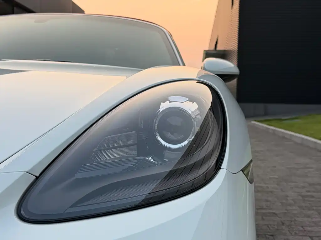 Porsche 718 2025 — фото 12