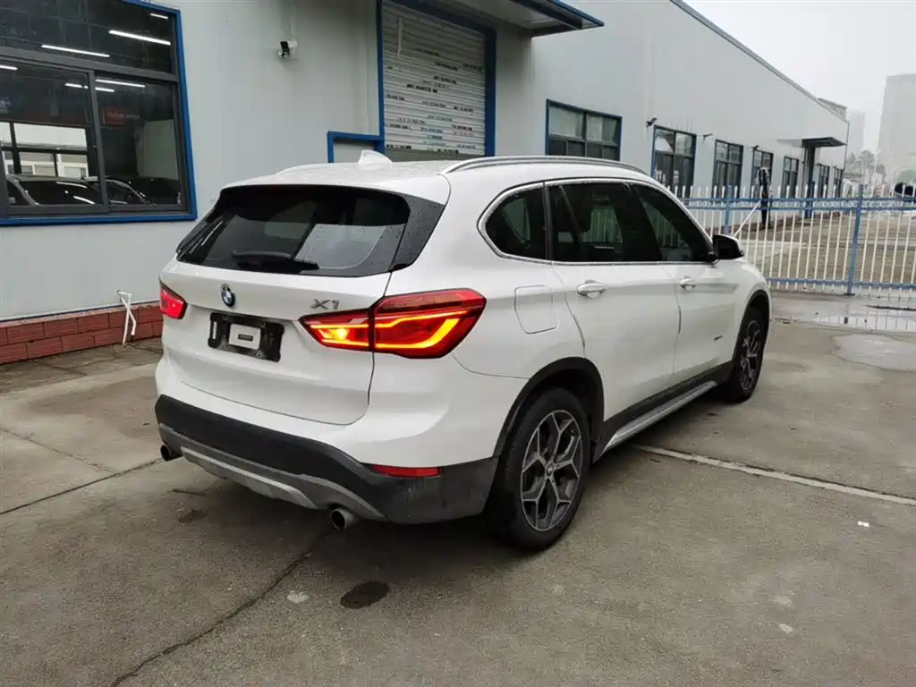 BMW X1 2018 — фото 7