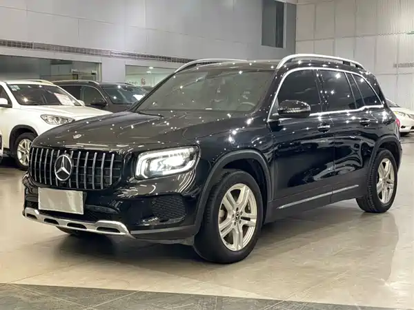 Mercedes-Benz GLB 2021
