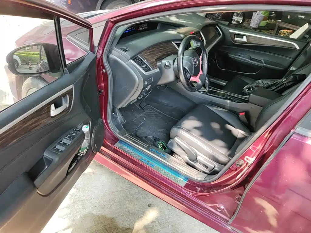 Honda Jade 2018 — фото 16
