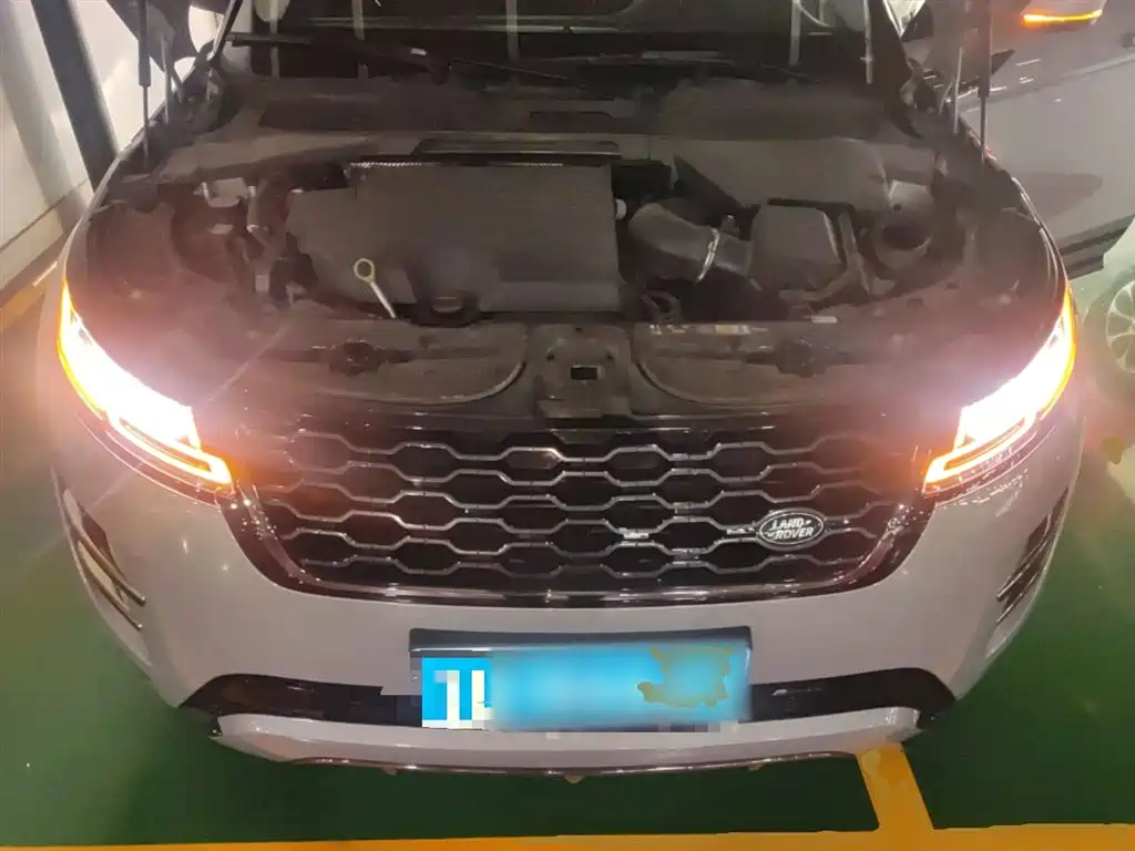 Land Rover Evoque 2024 — фото 20