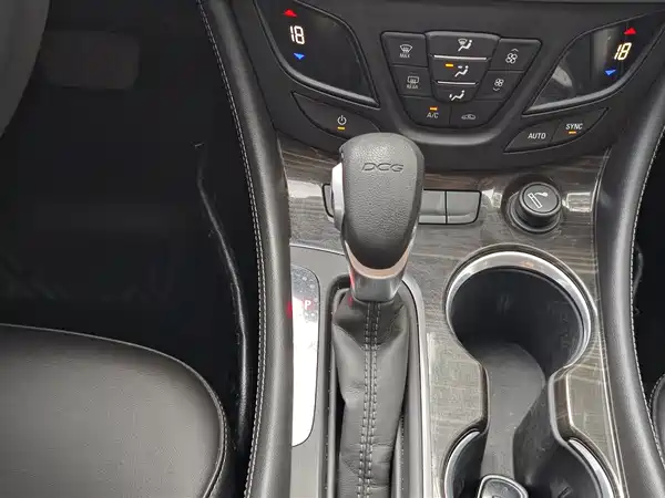 Buick Envision Plus 2021
