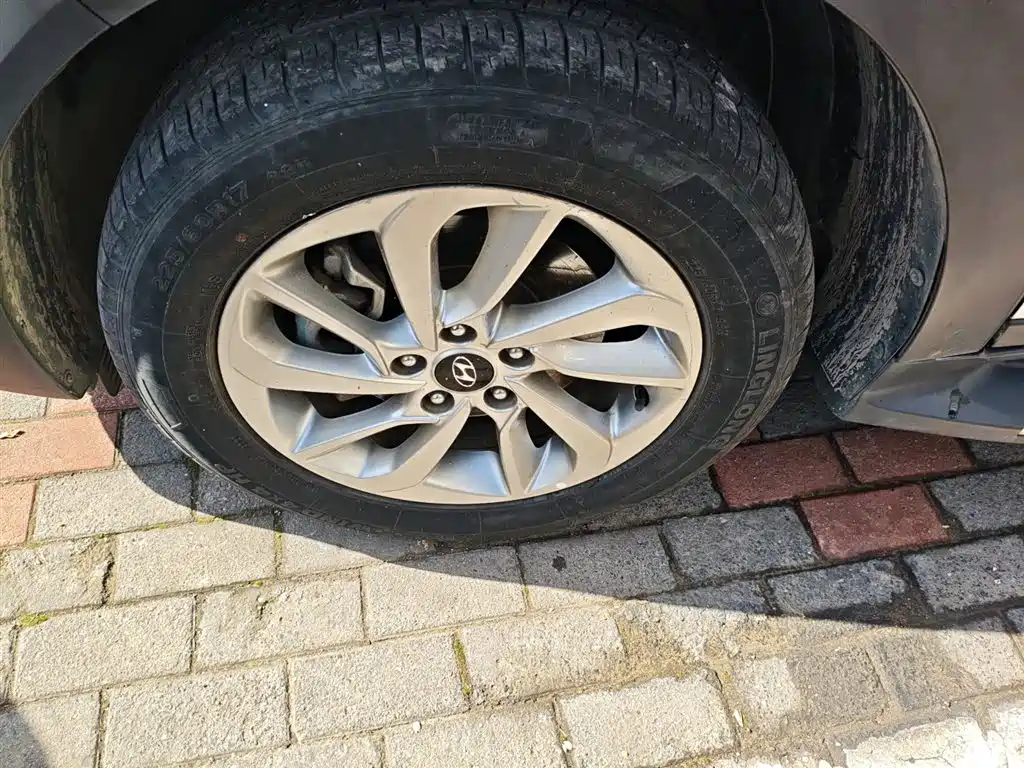 Hyundai Tucson 2018 — фото 25