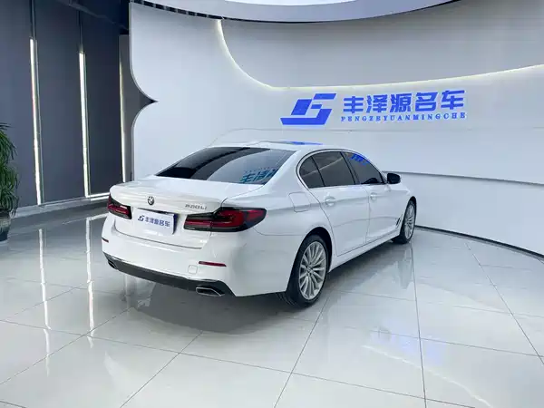 BMW 5 Series 2021