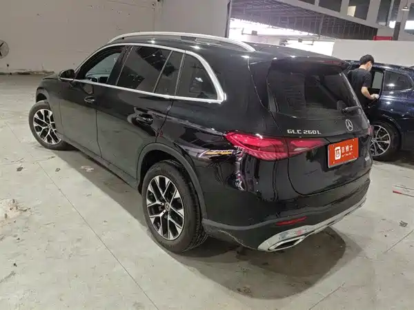 Mercedes-Benz GLC 2026