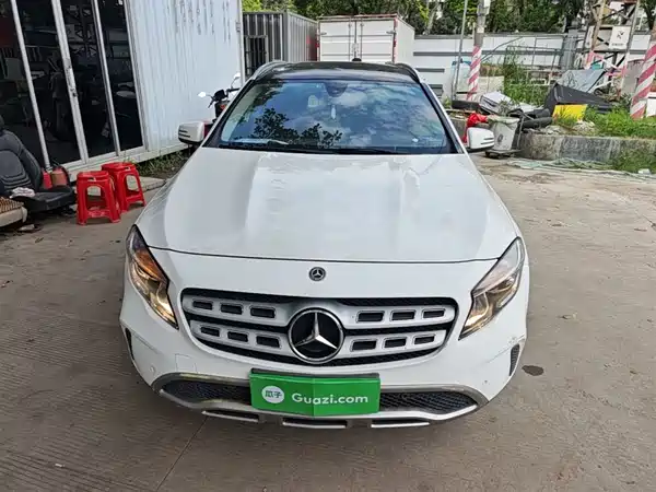 Mercedes-Benz GLA 2019