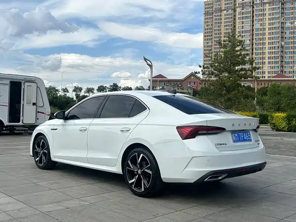 Skoda Octavia 2023