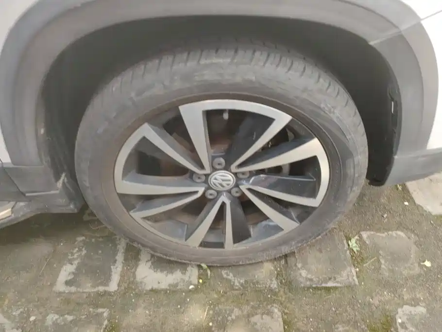 Volkswagen Tharu 2019