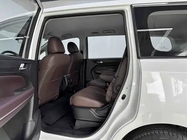 GAC Trumpchi M6 2024