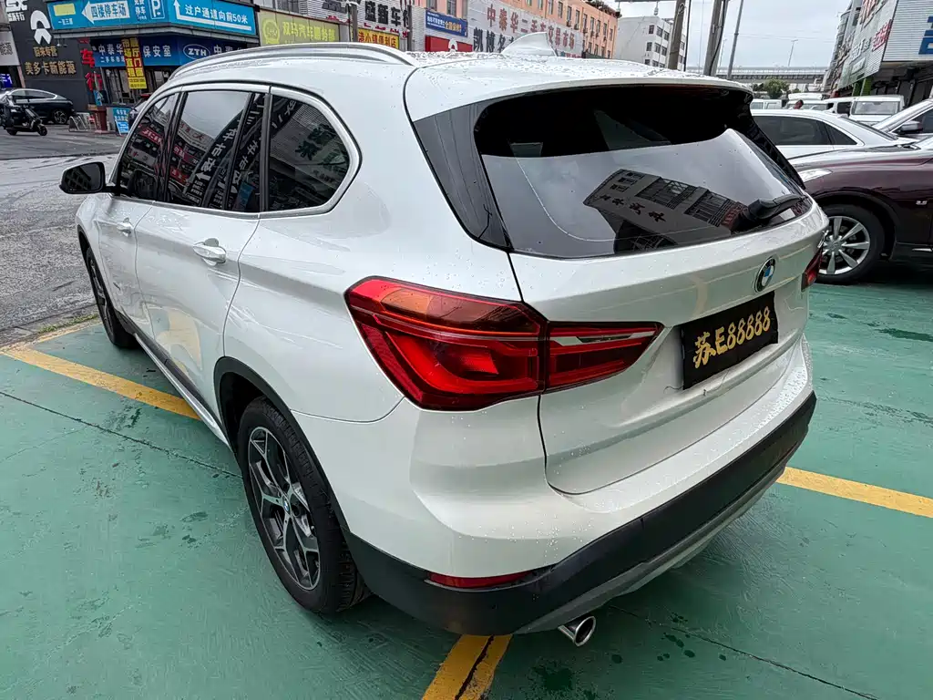 BMW X1 2017 — фото 17