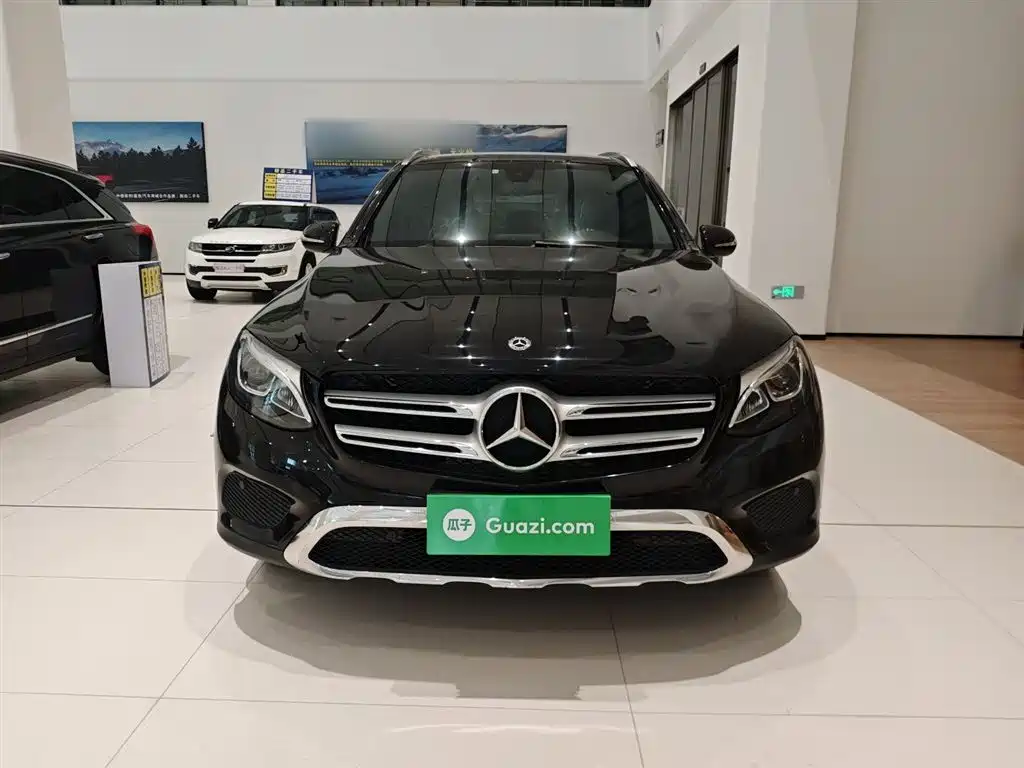 Mercedes-Benz GLC 2018 — фото 19
