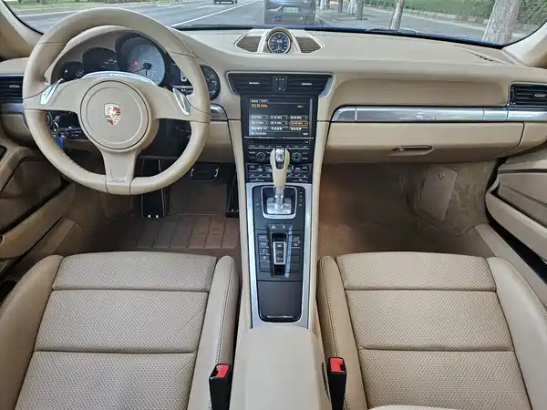 Porsche 911 2015
