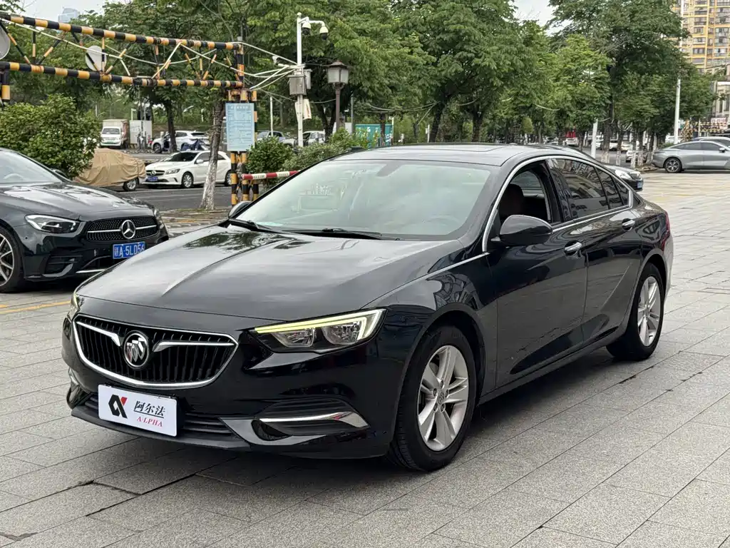Buick Regal 2019 — фото 1