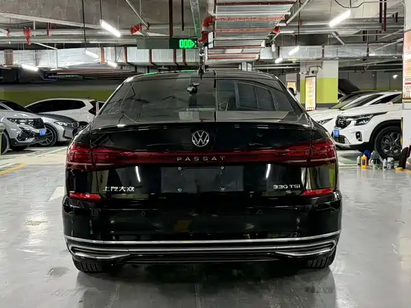 Volkswagen Passat 2022