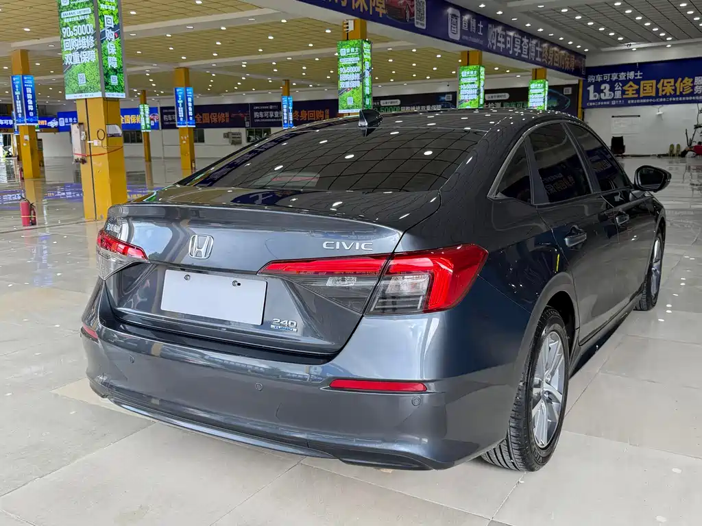 Honda Civic 2023 — фото 12