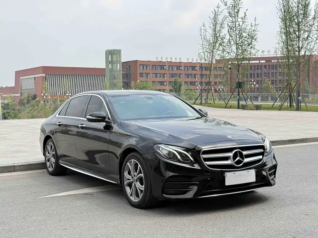 Mercedes-Benz E-Class 2020 — фото 20