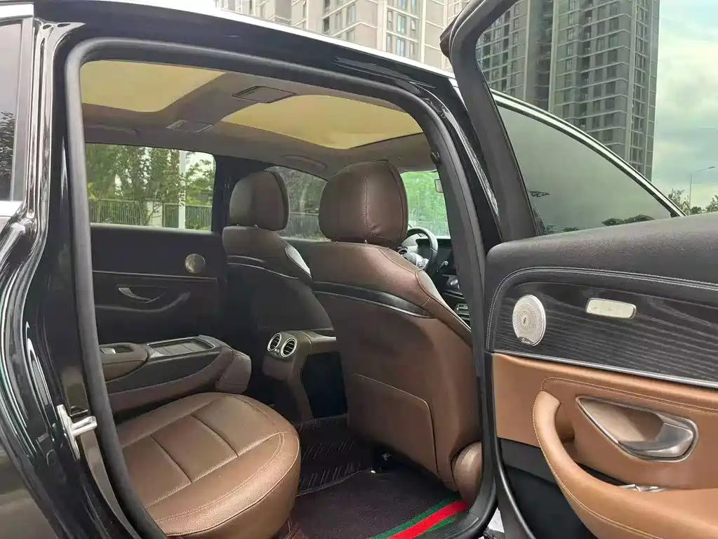 Mercedes-Benz E-Class 2020