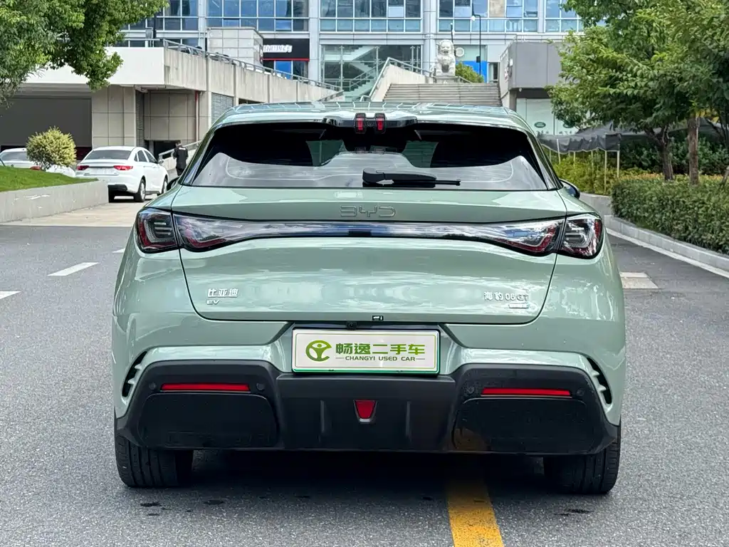 BYD Seal 06GT 2026 — фото 4