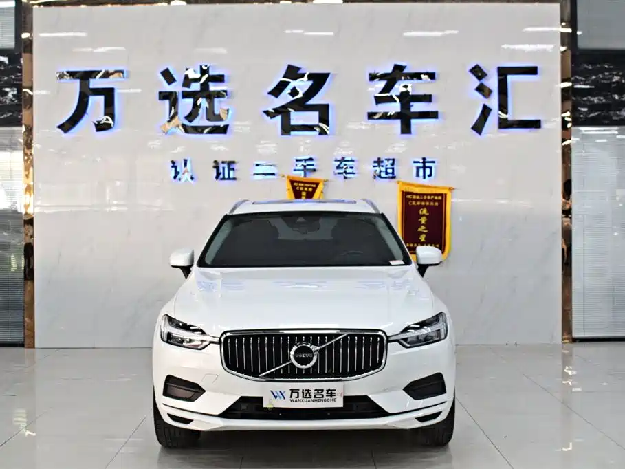 Volvo XC60 2019 — фото 2