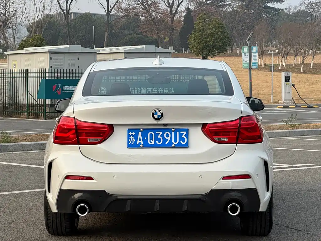 BMW 1 Series 2020 — фото 17
