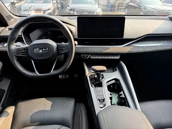 Geely Xingrui 2022