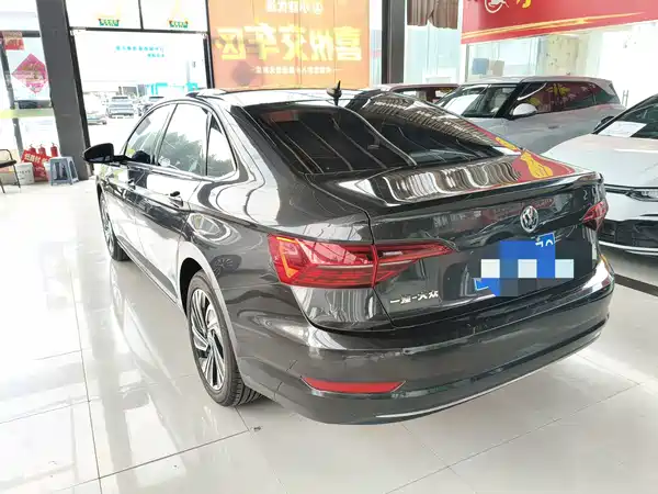 Volkswagen Sagitar 2022