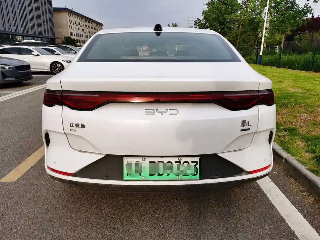 BYD Qin L 2025 — фото 15