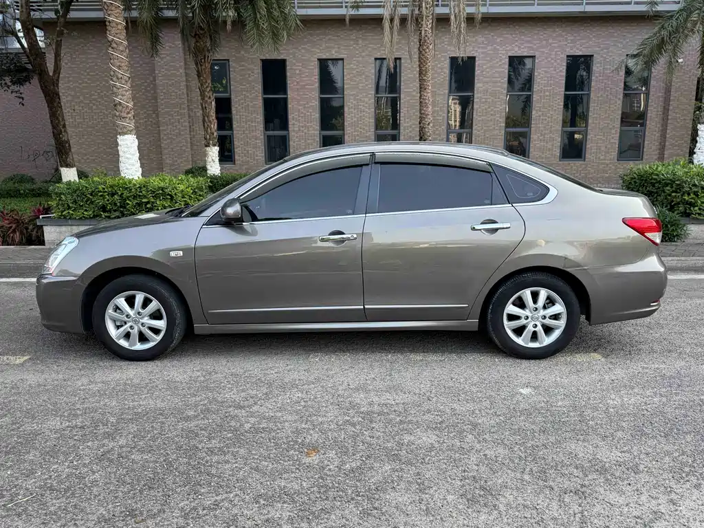 Nissan Sylphy 2018 — фото 17