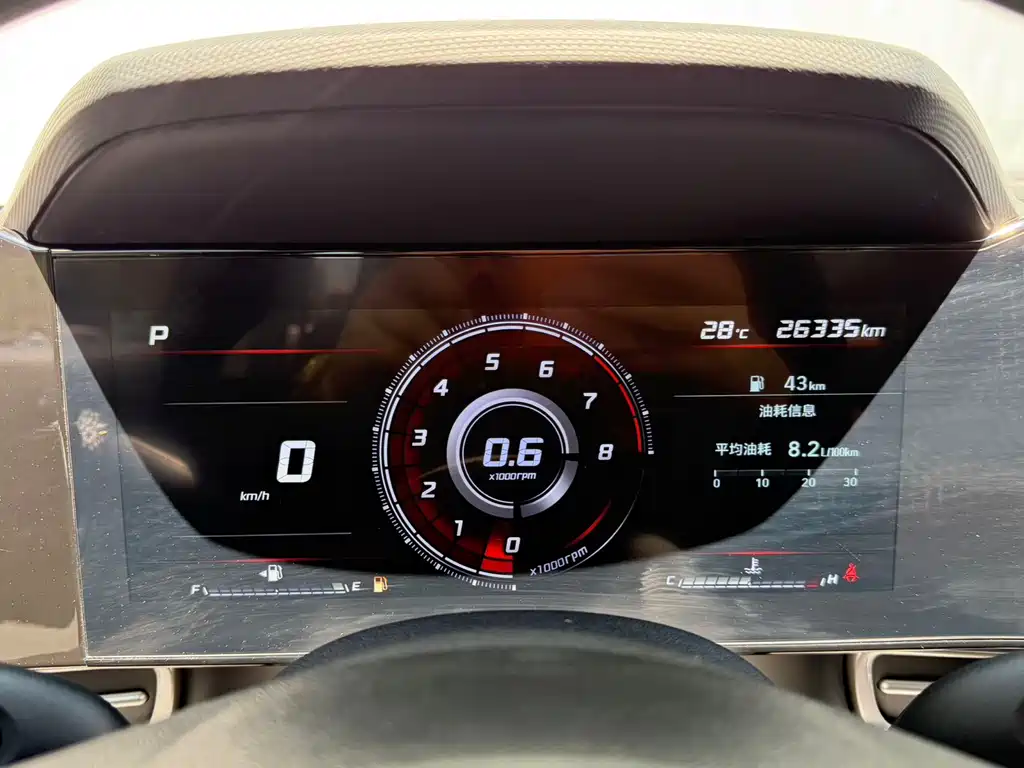 Hyundai Elantra 2023 — фото 9