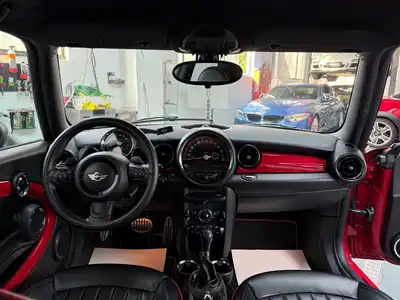 MINI MINI 2012