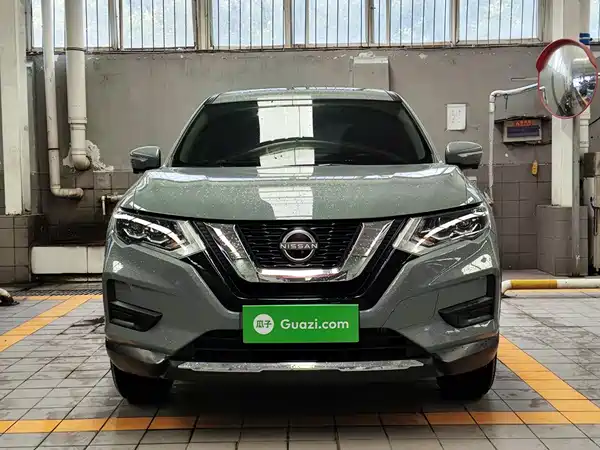 Nissan X-Trail 2025