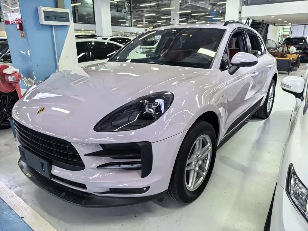Porsche Macan 2021 — фото 1