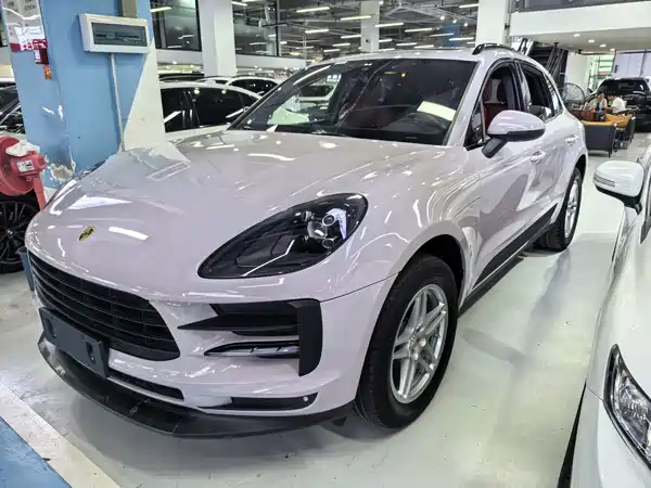Porsche Macan 2021