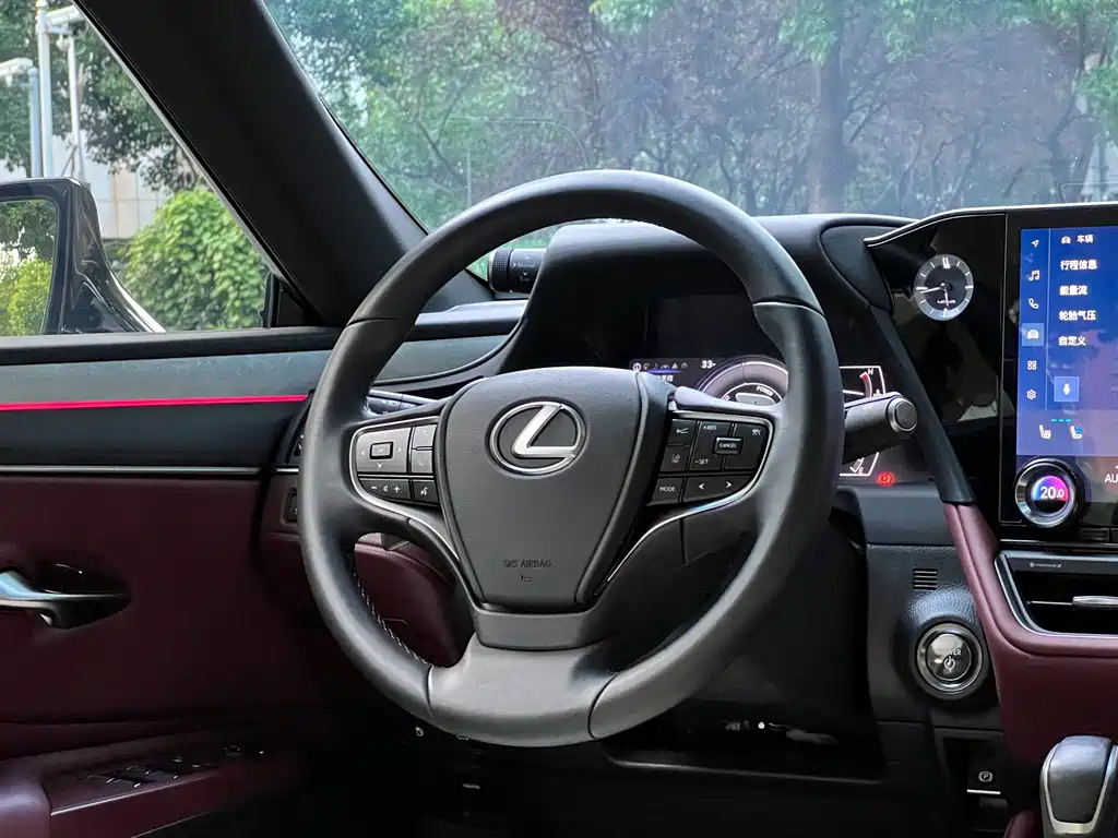 Lexus ES 2025 — фото 13