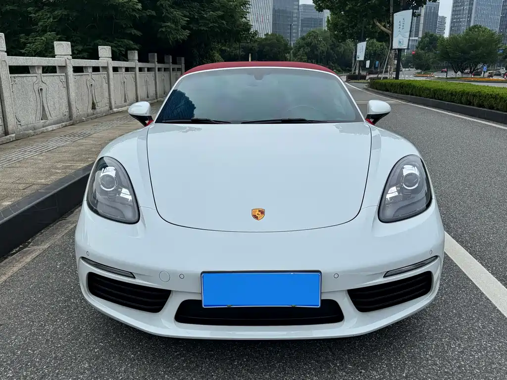Porsche 718 2022