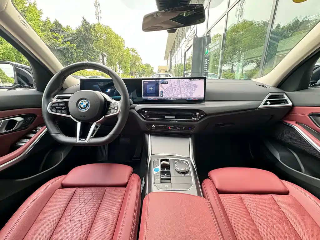 BMW i3 2025 — фото 10