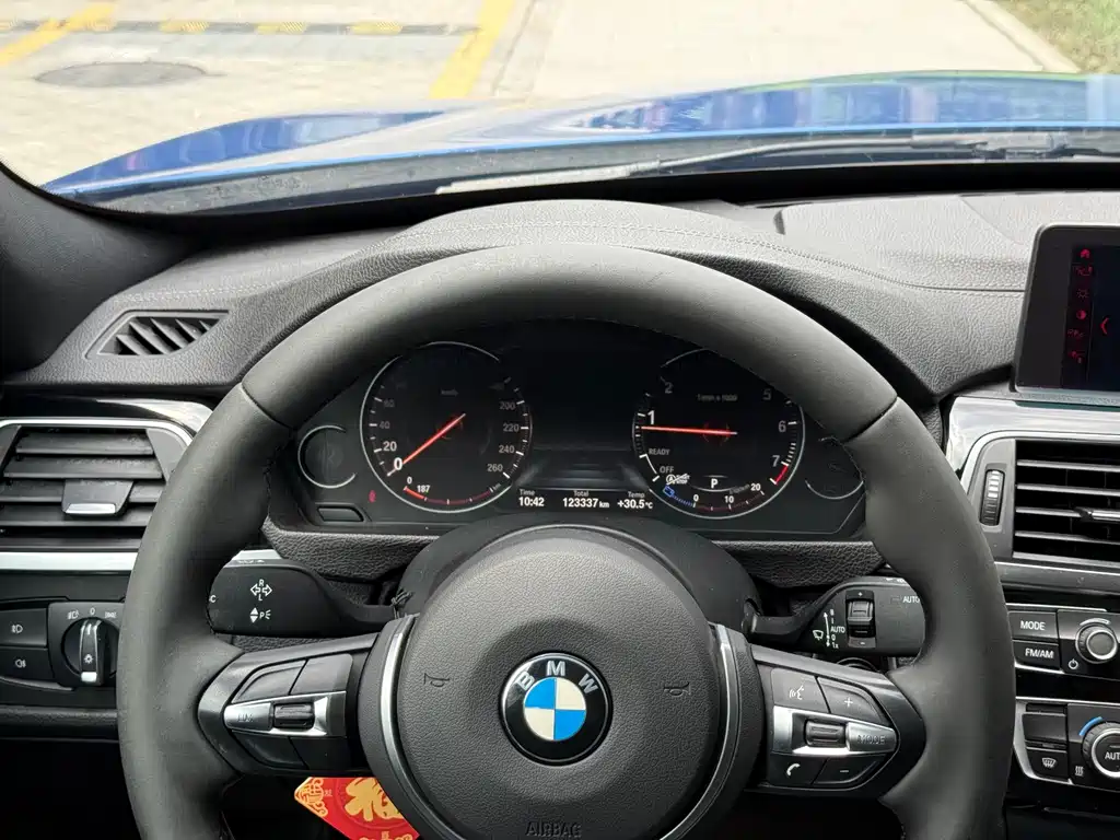 BMW 3 Series GT 2019 — фото 23