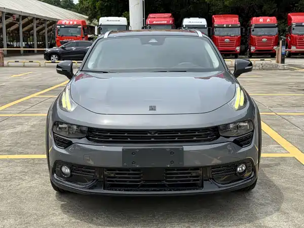 Lynk & Co 02 2020